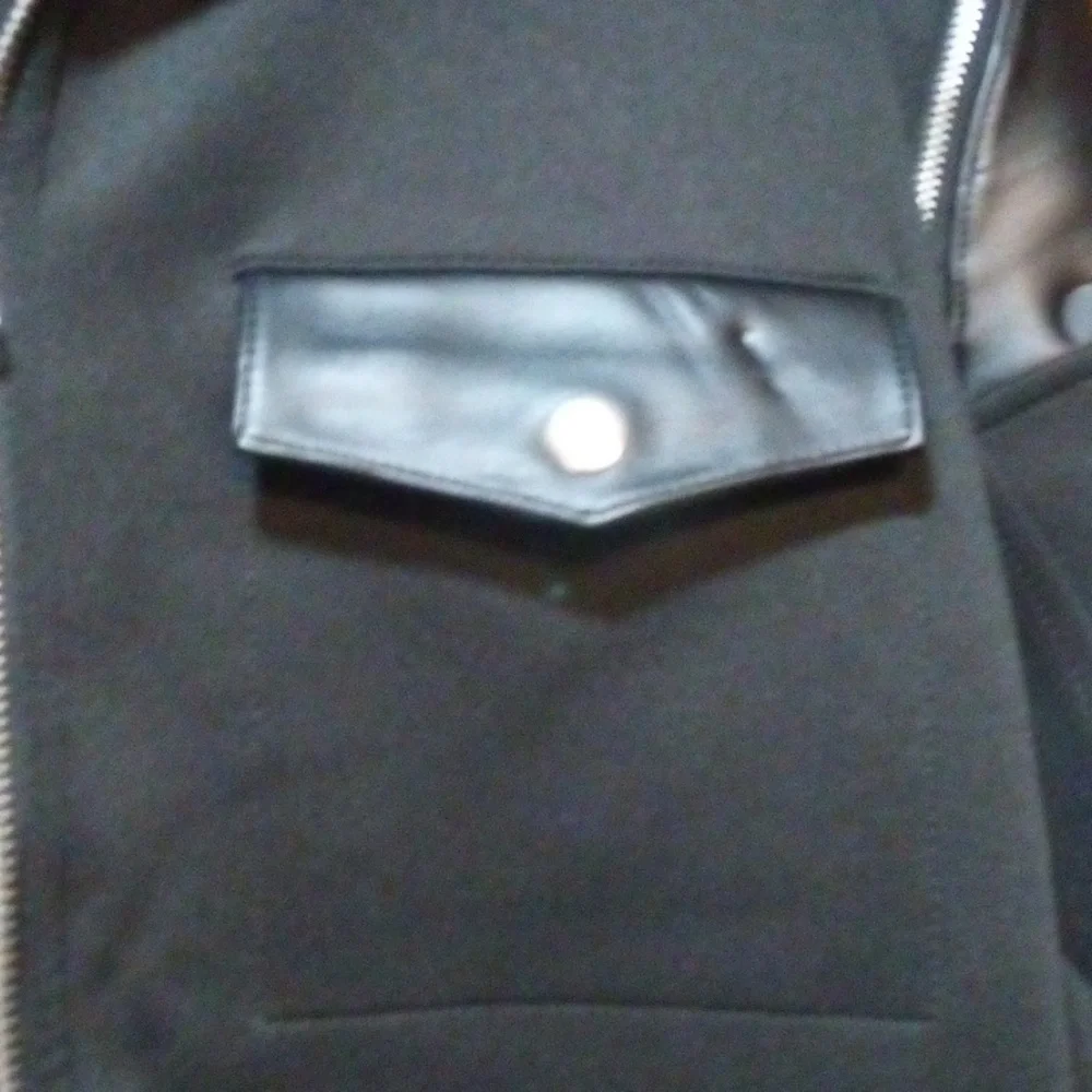 Women's Jacket - Picture 10 of 16